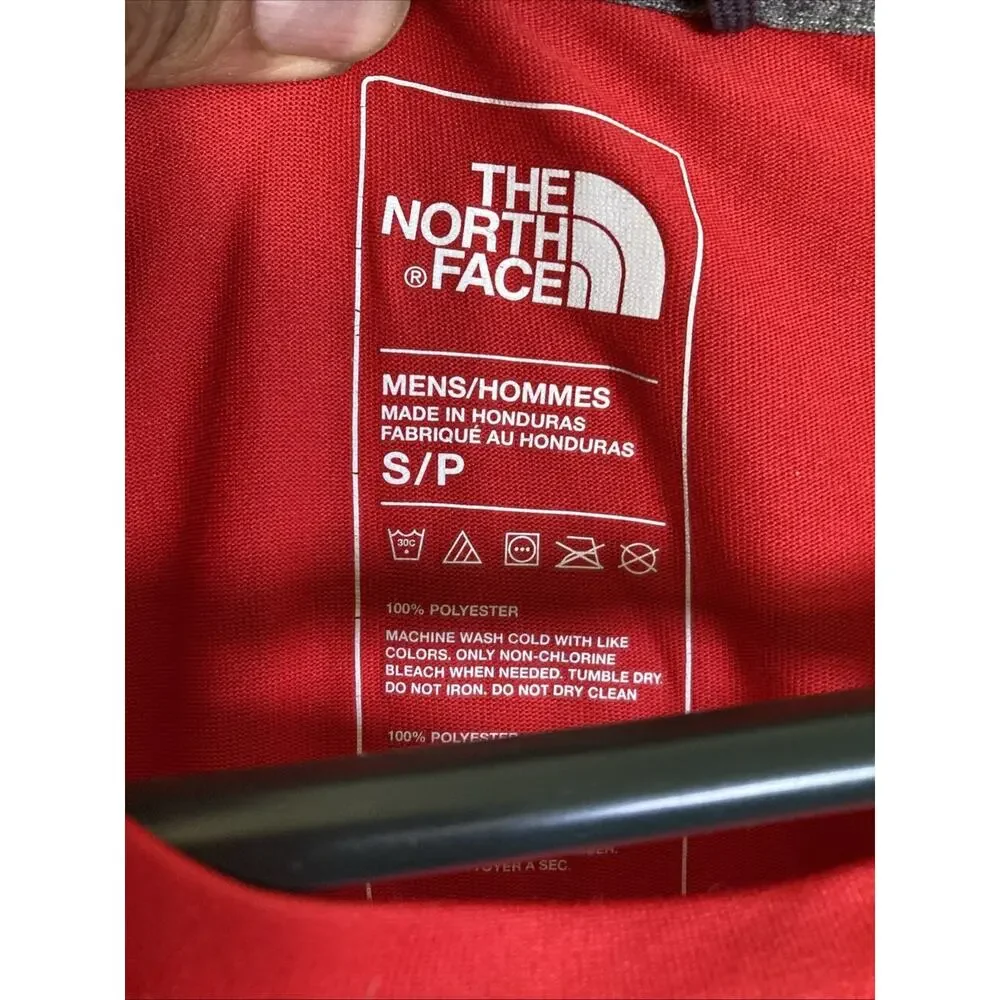 The North Face Men’s Size Small T-Shirt Red 